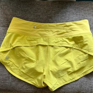 Yellow Lululemon Speed up Shorts, size 4, 2.5”